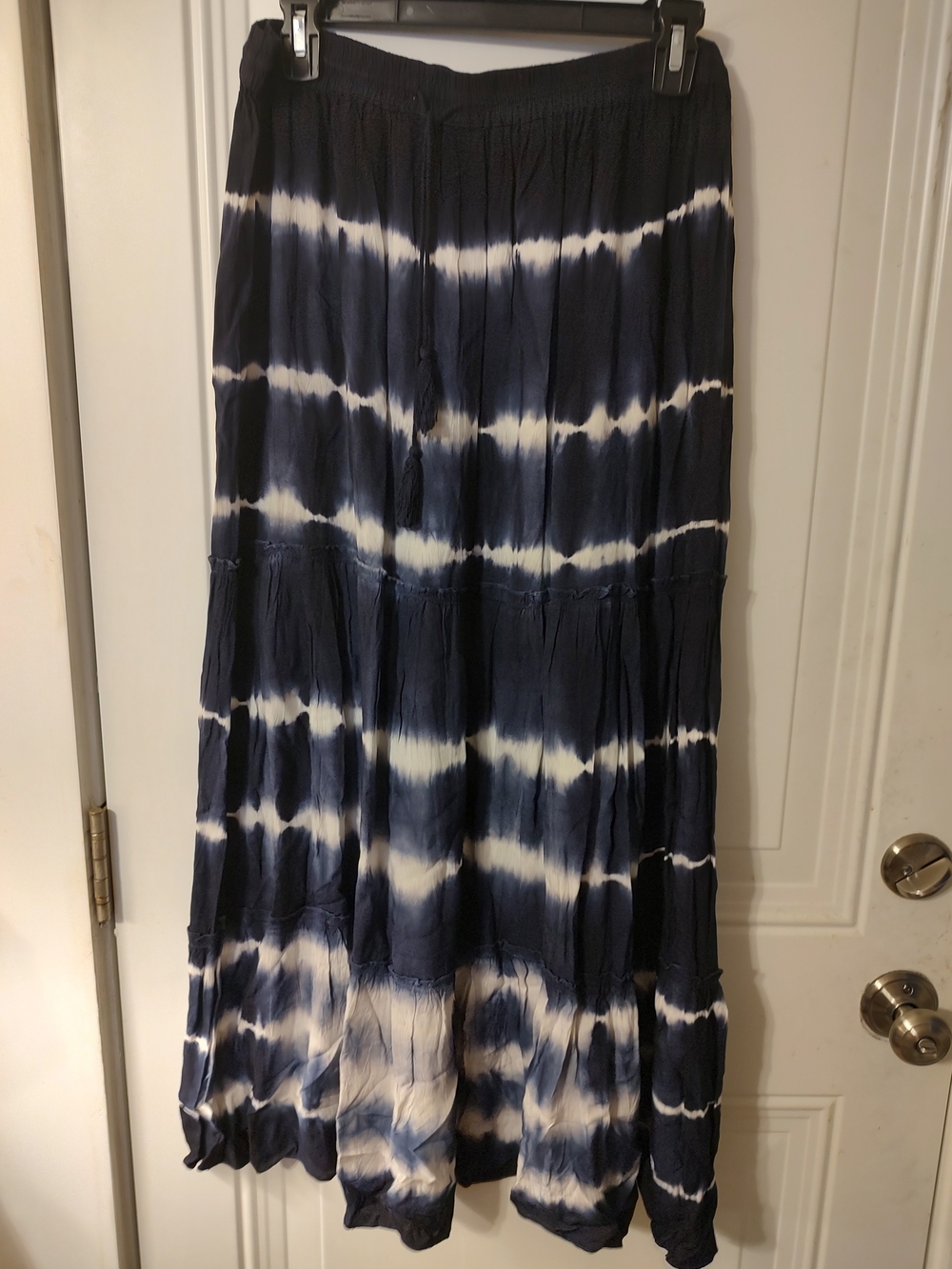 Tie-Dye Maxi Skirt in Navy and White
